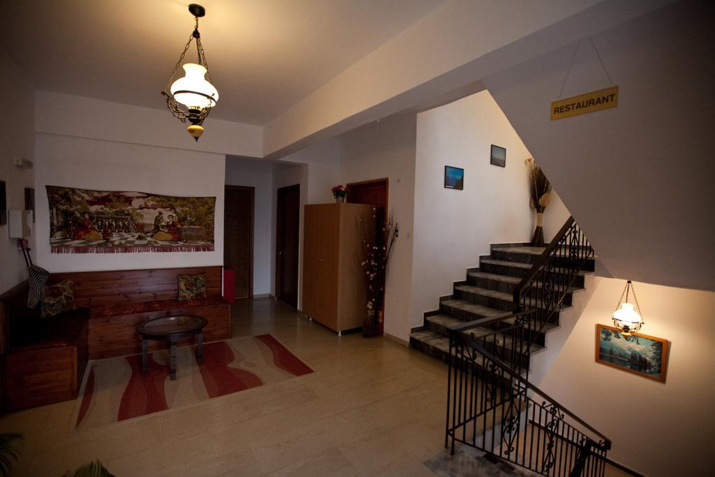 Χenonas Ziakos Hotel Loutra Amarantou ภายนอก รูปภาพ